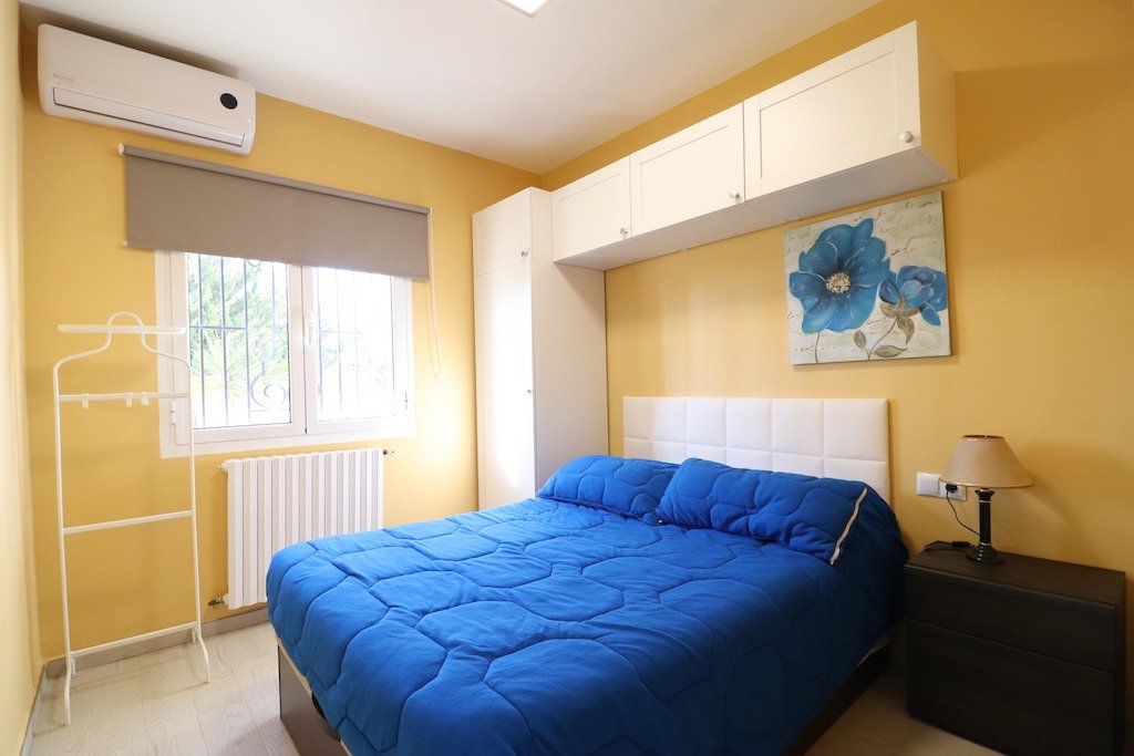 Resale - 5 Bedroom 3 Bathroom Villa in Torrevieja - El chaparral - Alicante Resale - 5 Bedroom 3 Bathroom Villa in Torrevieja - El chaparral - Alicante