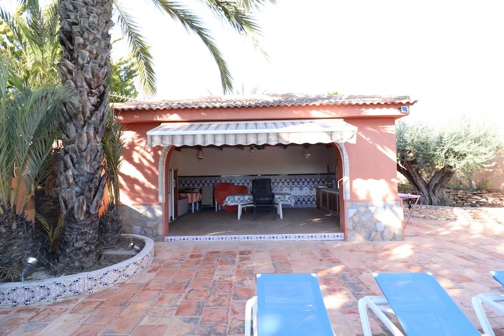 Resale - 5 Bedroom 3 Bathroom Villa in Torrevieja - El chaparral - Alicante Resale - 5 Bedroom 3 Bathroom Villa in Torrevieja - El chaparral - Alicante
