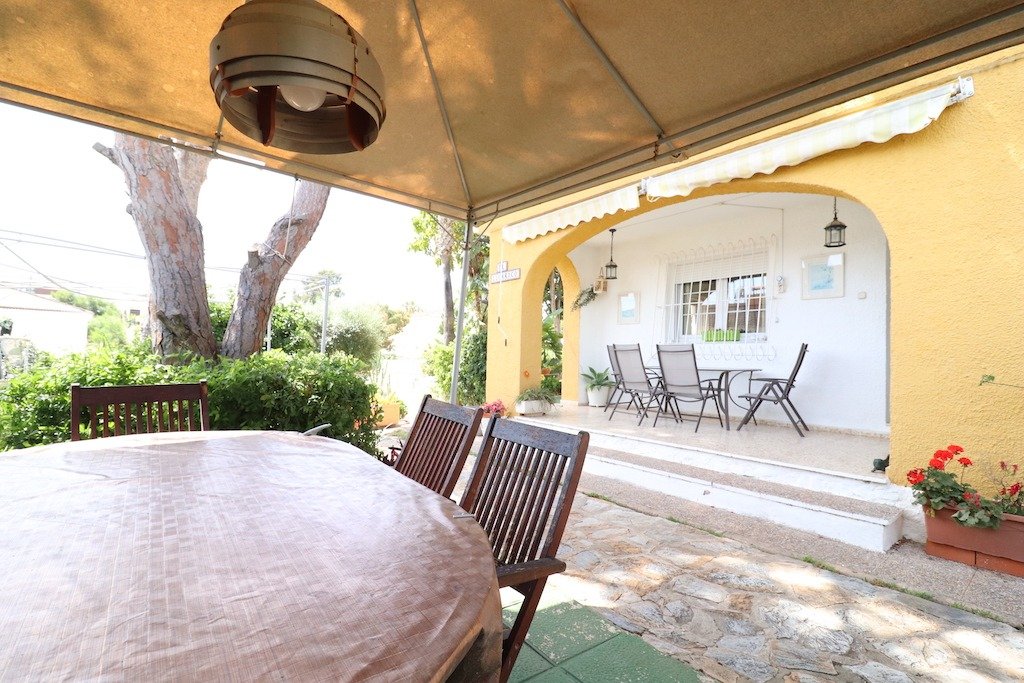 Resale - 3 Bedroom 1 Bathroom Villa in Torrevieja - Los balcones - Alicante Resale - 3 Bedroom 1 Bathroom Villa in Torrevieja - Los balcones - Alicante