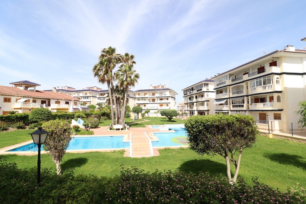Resale - 2 Bedroom 2 Bathroom Terraced house in Torrevieja - La Mata - Alicante Resale - 2 Bedroom 2 Bathroom Terraced house in Torrevieja - La Mata - Alicante
