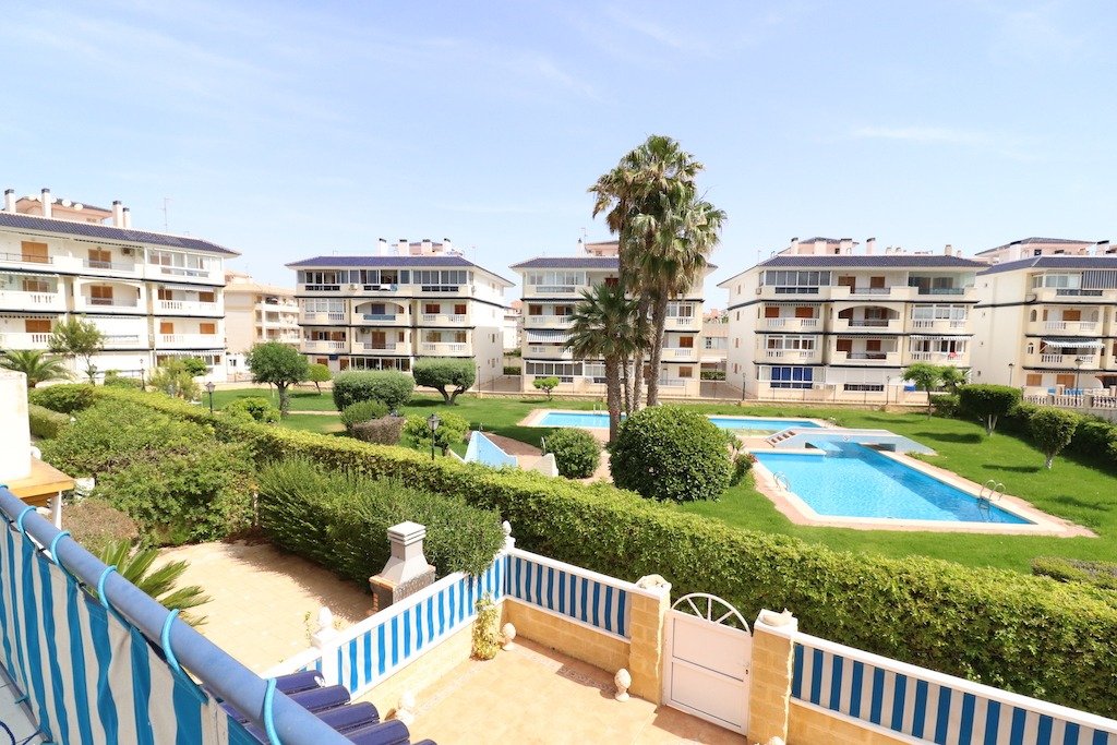 Resale - 2 Bedroom 2 Bathroom Terraced house in Torrevieja - La Mata - Alicante Resale - 2 Bedroom 2 Bathroom Terraced house in Torrevieja - La Mata - Alicante