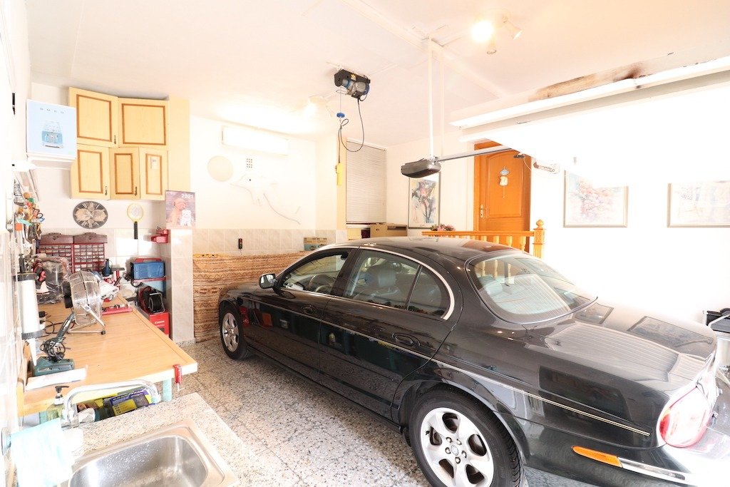 Resale - 4 Bedroom 2 Bathroom Villa in Torrevieja - Los balcones - Alicante Resale - 4 Bedroom 2 Bathroom Villa in Torrevieja - Los balcones - Alicante