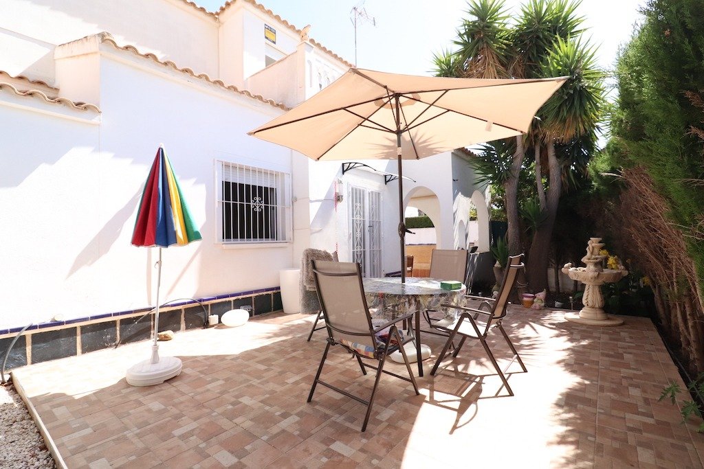Resale - 2 Bedroom 2 Bathroom Villa in Orihuela Costa - La Florida - Alicante Resale - 2 Bedroom 2 Bathroom Villa in Orihuela Costa - La Florida - Alicante