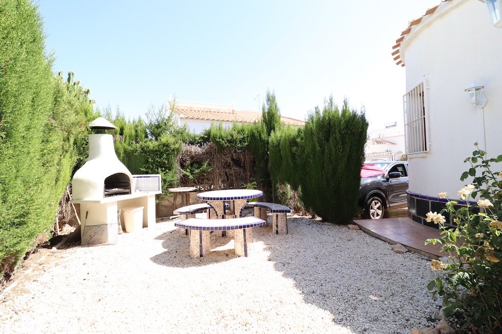 Resale - 2 Bedroom 2 Bathroom Villa in Orihuela Costa - La Florida - Alicante Resale - 2 Bedroom 2 Bathroom Villa in Orihuela Costa - La Florida - Alicante