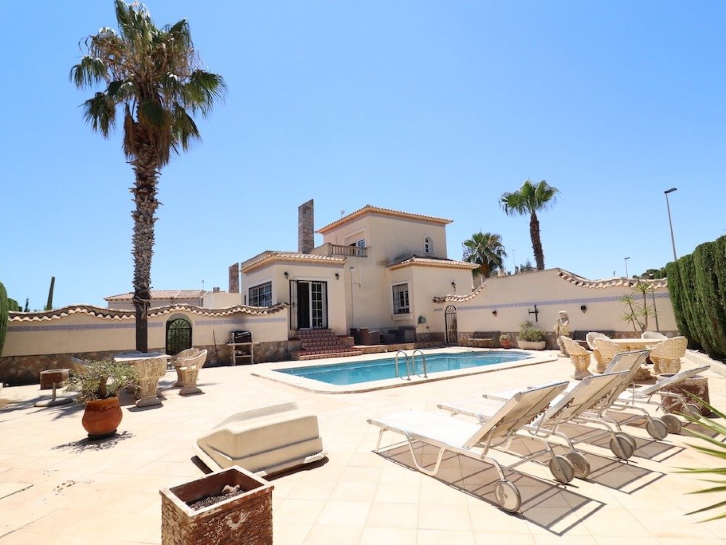 3 Bedroom 2 Bathroom Villa in Orihuela Costa