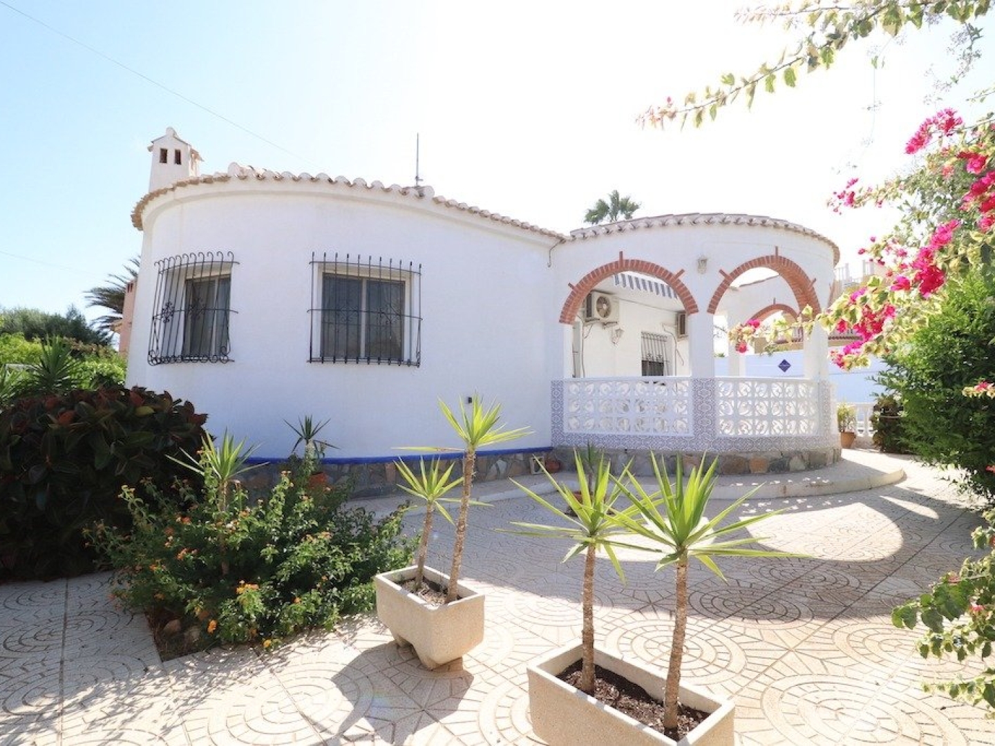 4 Bedroom 2 Bathroom Villa in Torrevieja