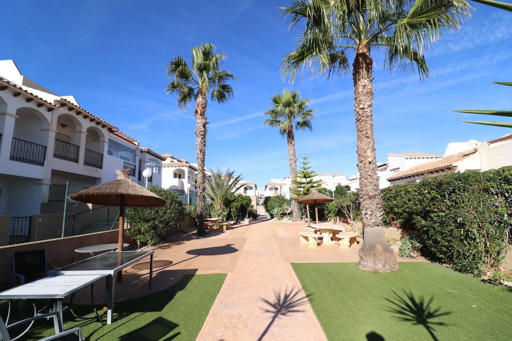 Resale - 2 Bedroom 2 Bathroom Terraced house in Orihuela Costa - La Ciñuelica - Alicante Resale - 2 Bedroom 2 Bathroom Terraced house in Orihuela Costa - La Ciñuelica - Alicante