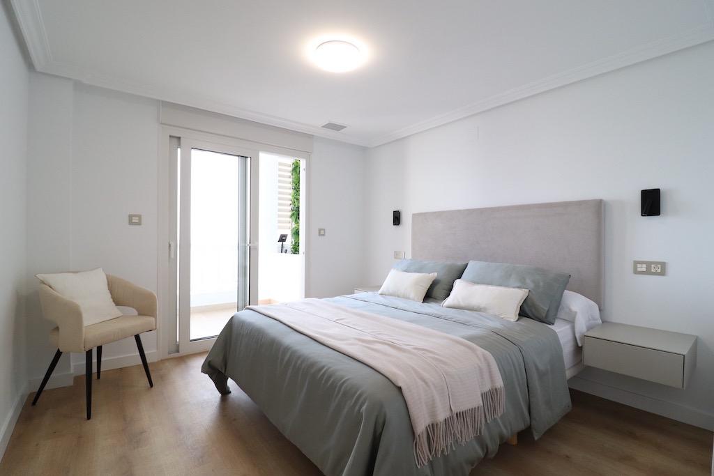 Resale - 3 Bedroom 2 Bathroom Apartment in Torrevieja - Paseo maritimo - Alicante Resale - 3 Bedroom 2 Bathroom Apartment in Torrevieja - Paseo maritimo - Alicante