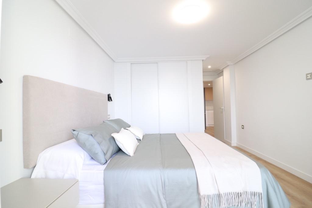 Resale - 3 Bedroom 2 Bathroom Apartment in Torrevieja - Paseo maritimo - Alicante Resale - 3 Bedroom 2 Bathroom Apartment in Torrevieja - Paseo maritimo - Alicante