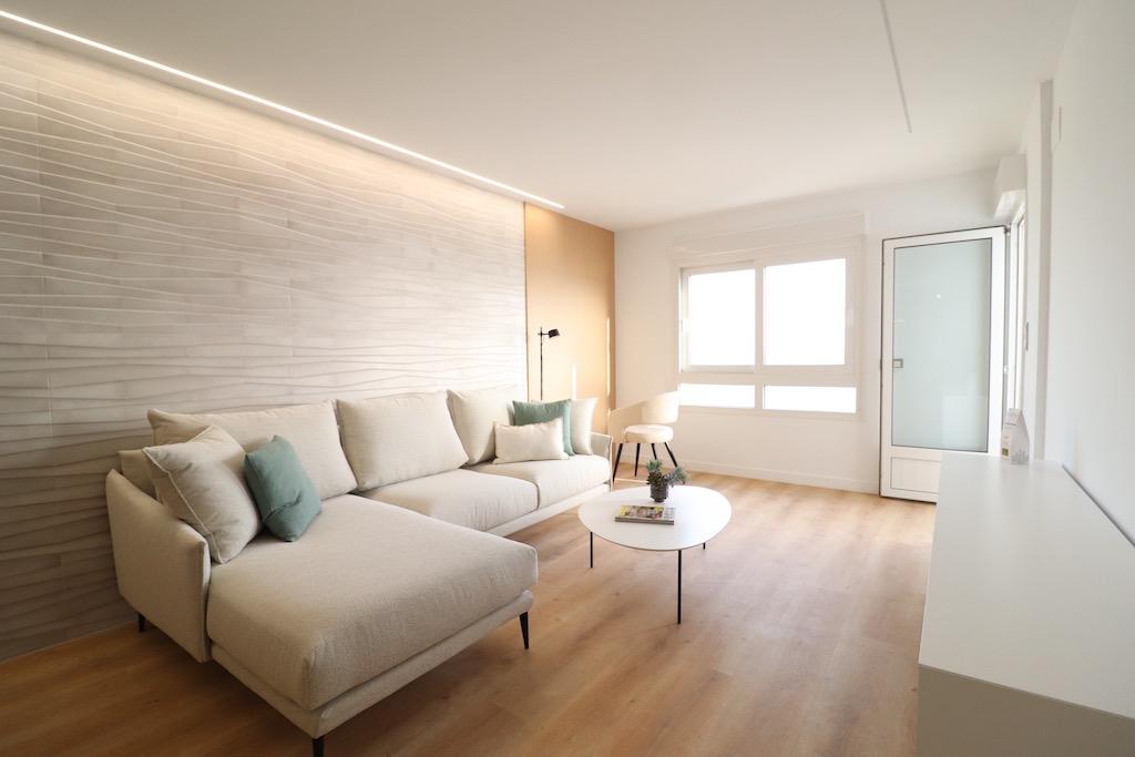 Resale - 3 Bedroom 2 Bathroom Apartment in Torrevieja - Paseo maritimo - Alicante Resale - 3 Bedroom 2 Bathroom Apartment in Torrevieja - Paseo maritimo - Alicante