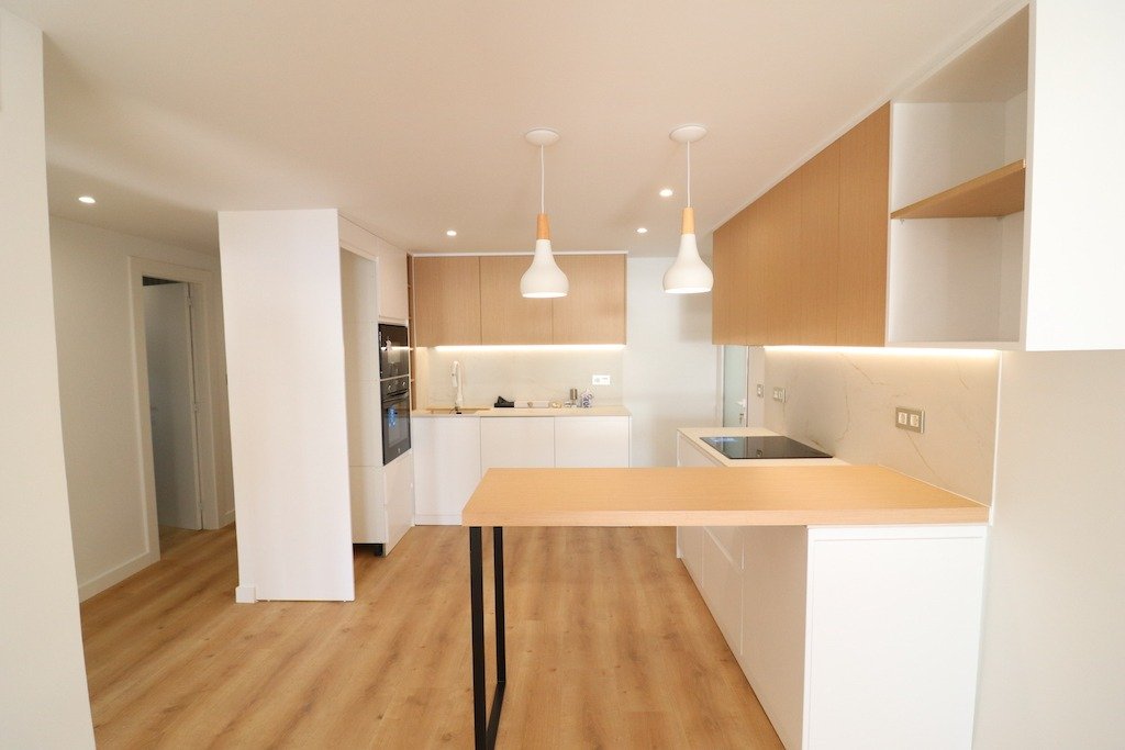 Resale - 3 Bedroom 2 Bathroom Apartment in Torrevieja - Paseo maritimo - Alicante Resale - 3 Bedroom 2 Bathroom Apartment in Torrevieja - Paseo maritimo - Alicante