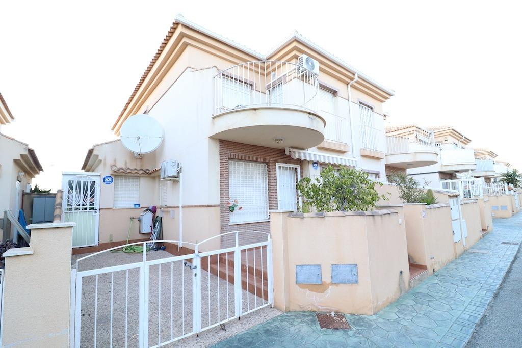 Resale - 3 Bedroom 2 Bathroom Terraced house in Orihuela Costa - Playa Flamenca - Alicante Resale - 3 Bedroom 2 Bathroom Terraced house in Orihuela Costa - Playa Flamenca - Alicante
