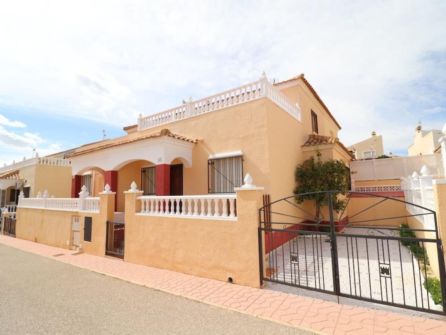 3 Bedroom 2 Bathroom Terraced house in Orihuela Costa