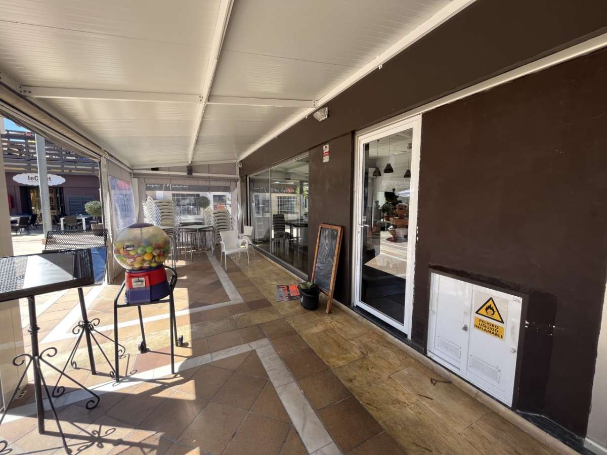 Resale - Commercial in Dehesa de Campoamor - - Alicante Resale - Commercial in Dehesa de Campoamor - - Alicante