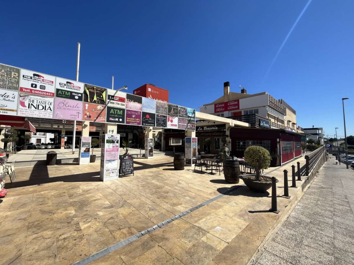 Resale - Commercial in Dehesa de Campoamor - - Alicante Resale - Commercial in Dehesa de Campoamor - - Alicante