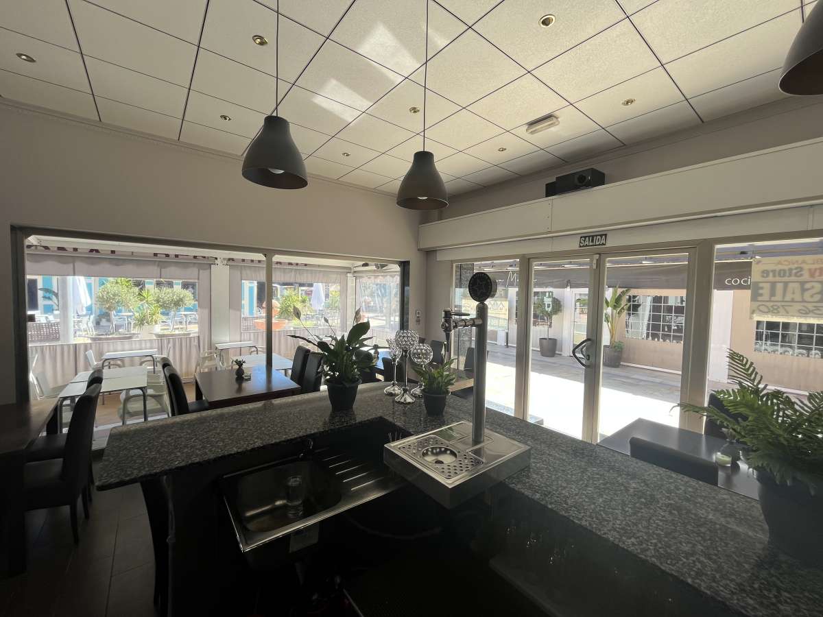 Resale - Commercial in Dehesa de Campoamor - - Alicante Resale - Commercial in Dehesa de Campoamor - - Alicante