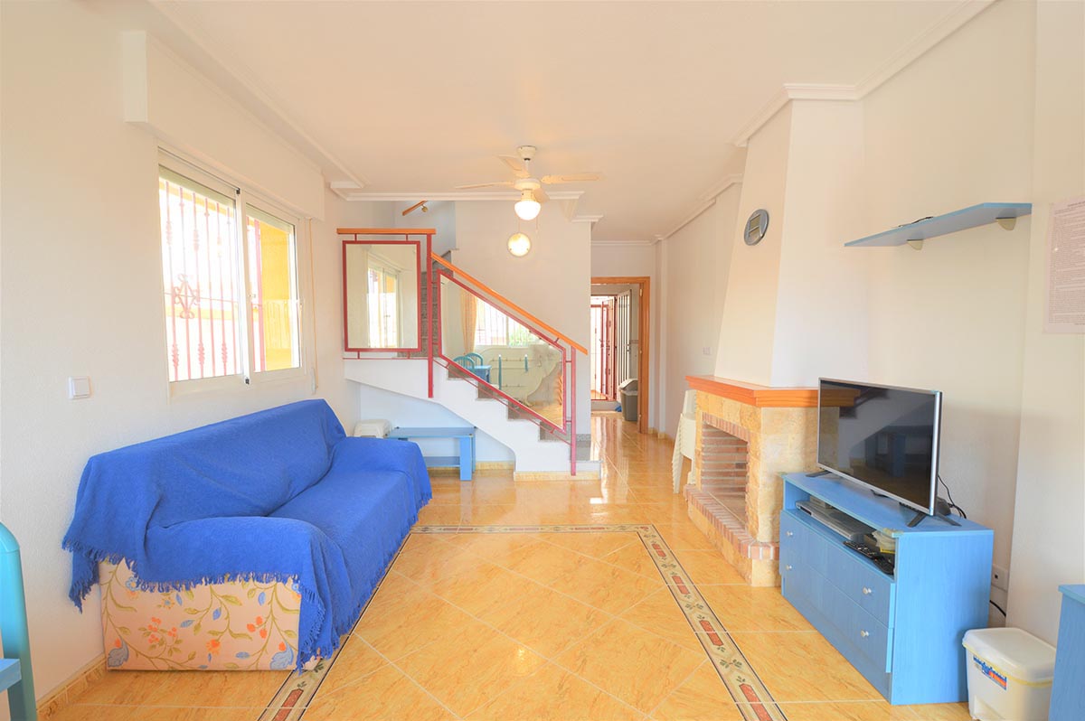 Resale - 3 Bedroom 3 Bathroom Townhouse in Orihuela Costa - Playa Flamenca - Alicante