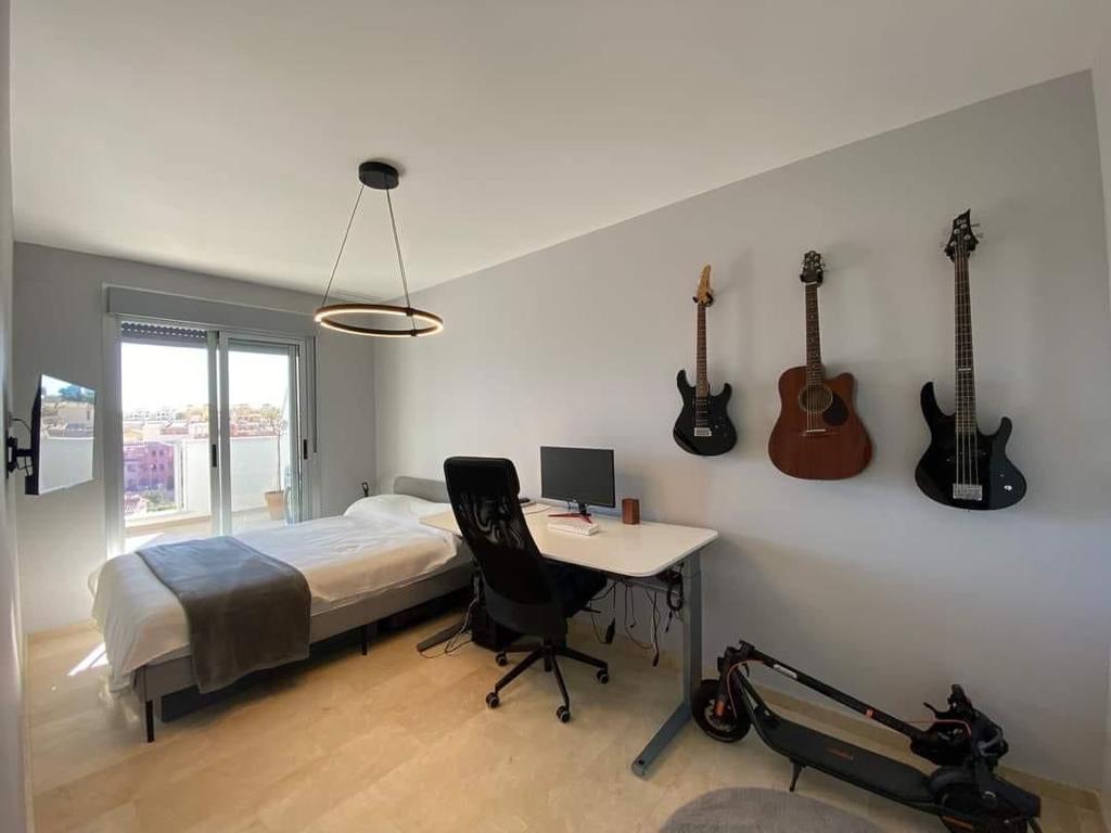 Resale - 3 Bedroom 2 Bathroom Apartment in Villamartín - - Alicante Resale - 3 Bedroom 2 Bathroom Apartment in Villamartín - - Alicante