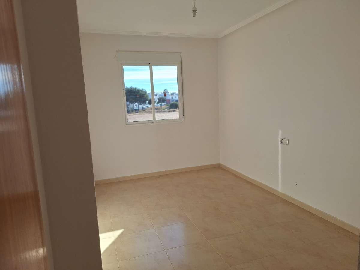 Resale - 3 Bedroom 2 Bathroom Apartment in Villamartín - - Alicante Resale - 3 Bedroom 2 Bathroom Apartment in Villamartín - - Alicante