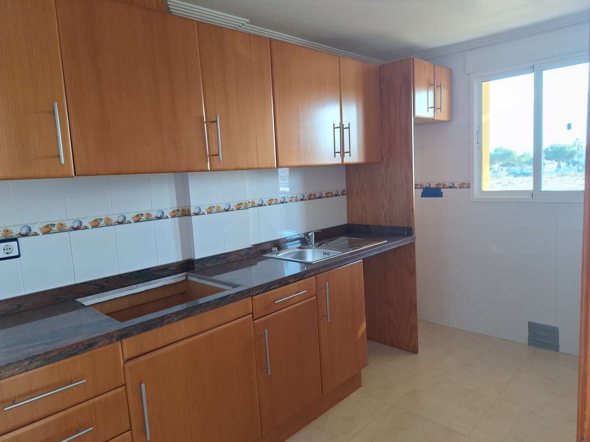 Resale - 3 Bedroom 2 Bathroom Apartment in Villamartín - - Alicante Resale - 3 Bedroom 2 Bathroom Apartment in Villamartín - - Alicante