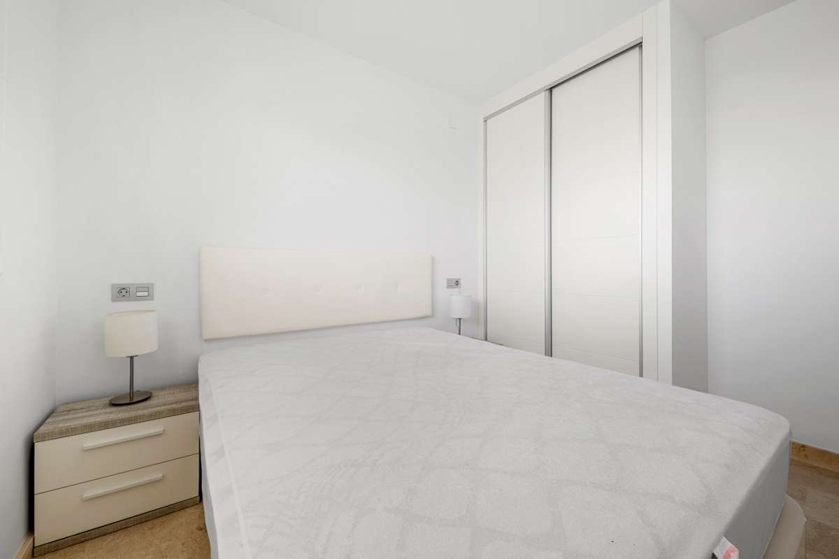 Resale - 3 Bedroom 2 Bathroom Apartment in Villamartín - - Alicante Resale - 3 Bedroom 2 Bathroom Apartment in Villamartín - - Alicante