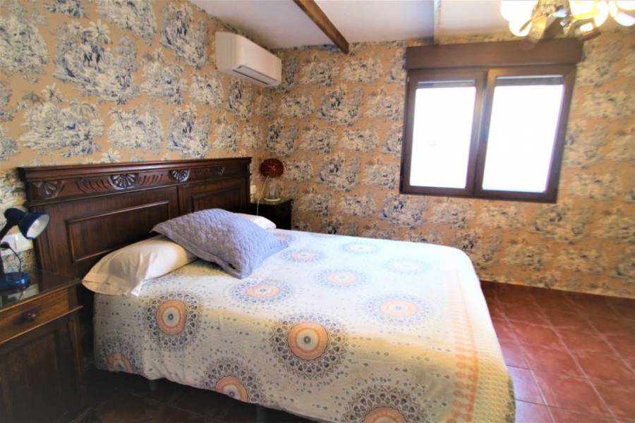 Resale - 9 Bedroom 8 Bathroom Villa in Cabo Roig - - Alicante Resale - 9 Bedroom 8 Bathroom Villa in Cabo Roig - - Alicante