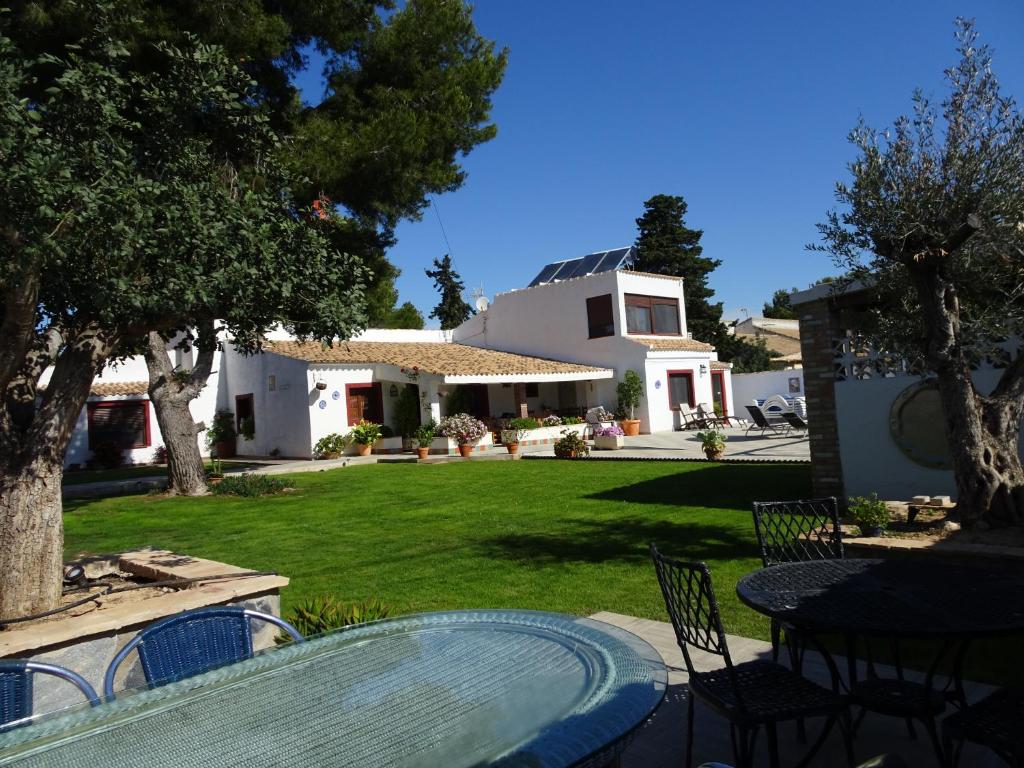 Resale - 9 Bedroom 8 Bathroom Villa in Cabo Roig - - Alicante Resale - 9 Bedroom 8 Bathroom Villa in Cabo Roig - - Alicante