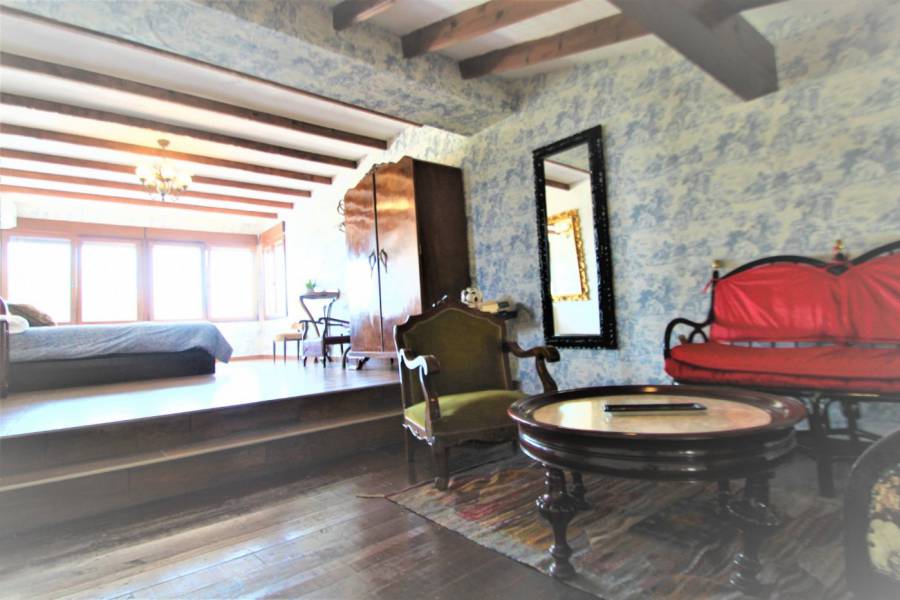 Resale - 9 Bedroom 8 Bathroom Villa in Cabo Roig - - Alicante Resale - 9 Bedroom 8 Bathroom Villa in Cabo Roig - - Alicante