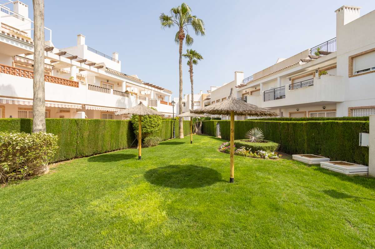 Resale - 2 Bedroom 1 Bathroom Apartment in Villamartín - - Alicante Resale - 2 Bedroom 1 Bathroom Apartment in Villamartín - - Alicante
