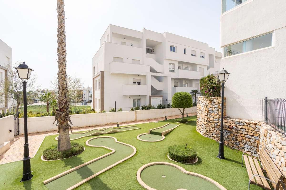 Resale - 2 Bedroom 1 Bathroom Apartment in Villamartín - - Alicante Resale - 2 Bedroom 1 Bathroom Apartment in Villamartín - - Alicante