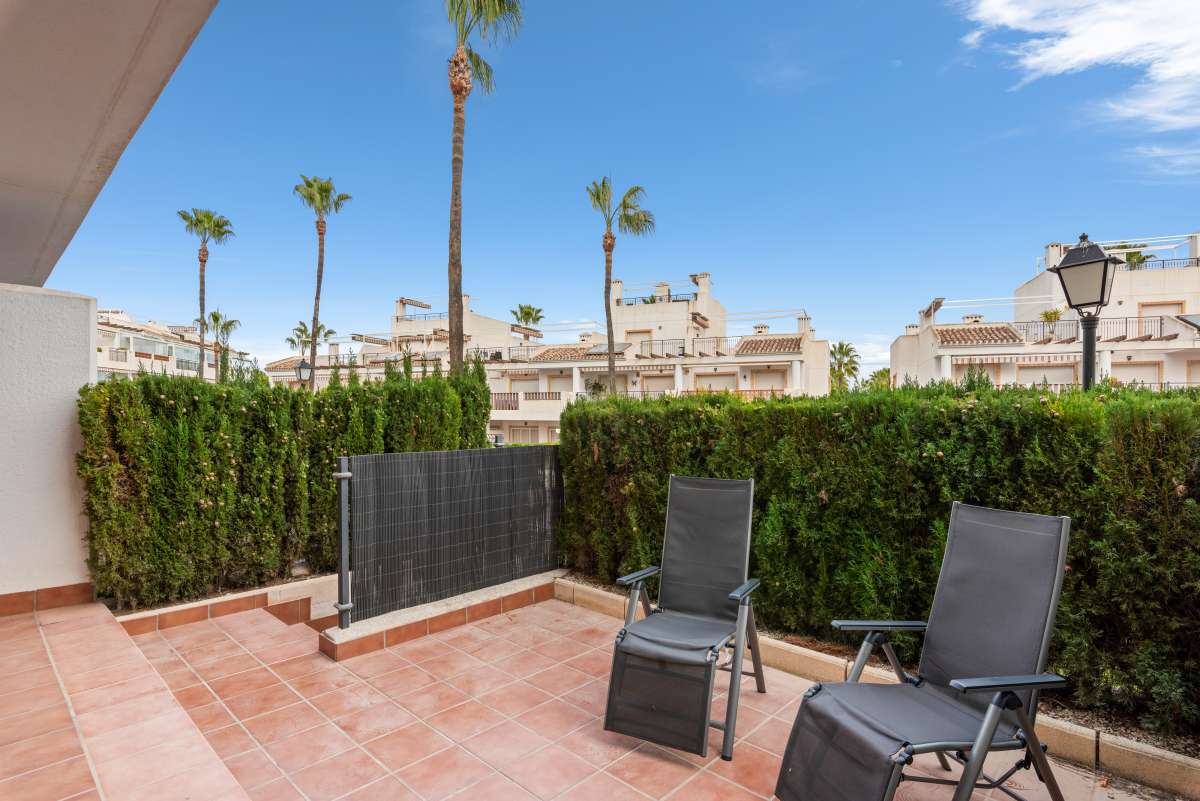 Resale - 2 Bedroom 1 Bathroom Apartment in Villamartín - - Alicante Resale - 2 Bedroom 1 Bathroom Apartment in Villamartín - - Alicante