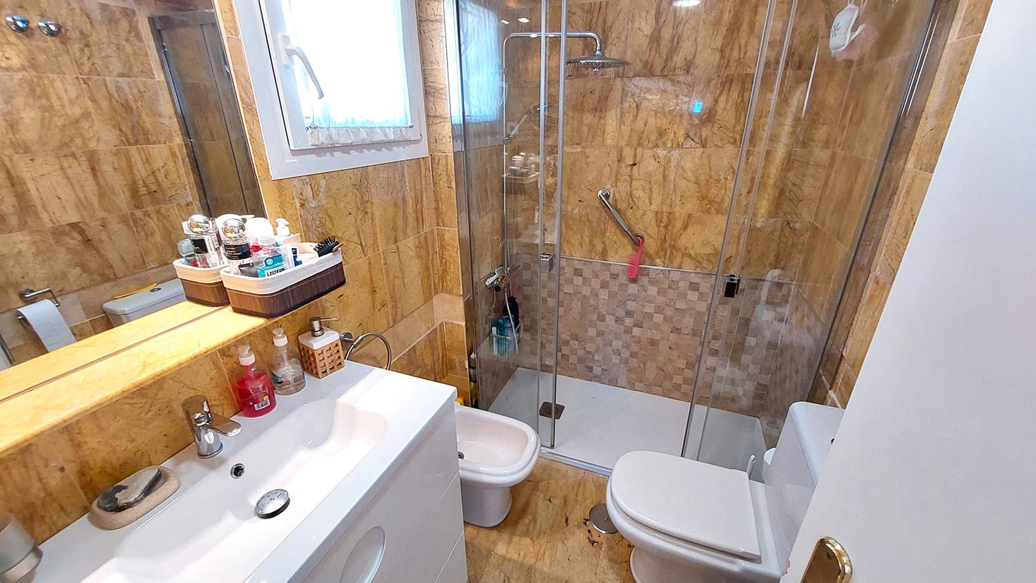 Resale - 4 Bedroom 3 Bathroom Flat / Apartment in Orihuela Costa - Cabo Roig - Alicante Resale - 4 Bedroom 3 Bathroom Flat / Apartment in Orihuela Costa - Cabo Roig - Alicante
