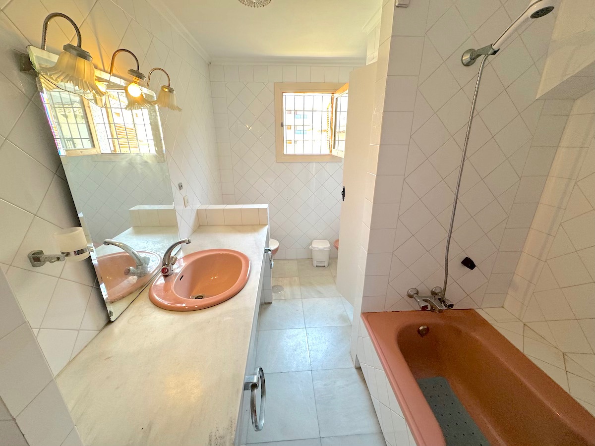 Resale - 3 Bedroom 3 Bathroom Villa in Orihuela Costa - La Zenia - Alicante Resale - 3 Bedroom 3 Bathroom Villa in Orihuela Costa - La Zenia - Alicante