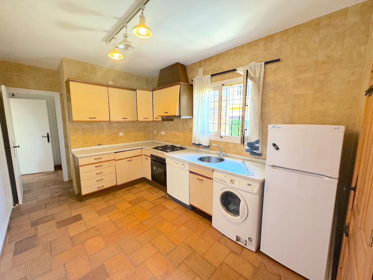 Resale - 3 Bedroom 3 Bathroom Villa in Orihuela Costa - La Zenia - Alicante Resale - 3 Bedroom 3 Bathroom Villa in Orihuela Costa - La Zenia - Alicante