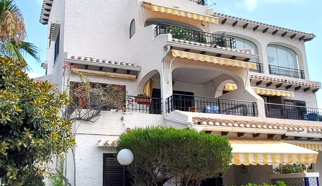 Resale - 2 Bedroom 1 Bathroom Flat / Apartment in Orihuela Costa - Cabo Roig - Alicante Resale - 2 Bedroom 1 Bathroom Flat / Apartment in Orihuela Costa - Cabo Roig - Alicante