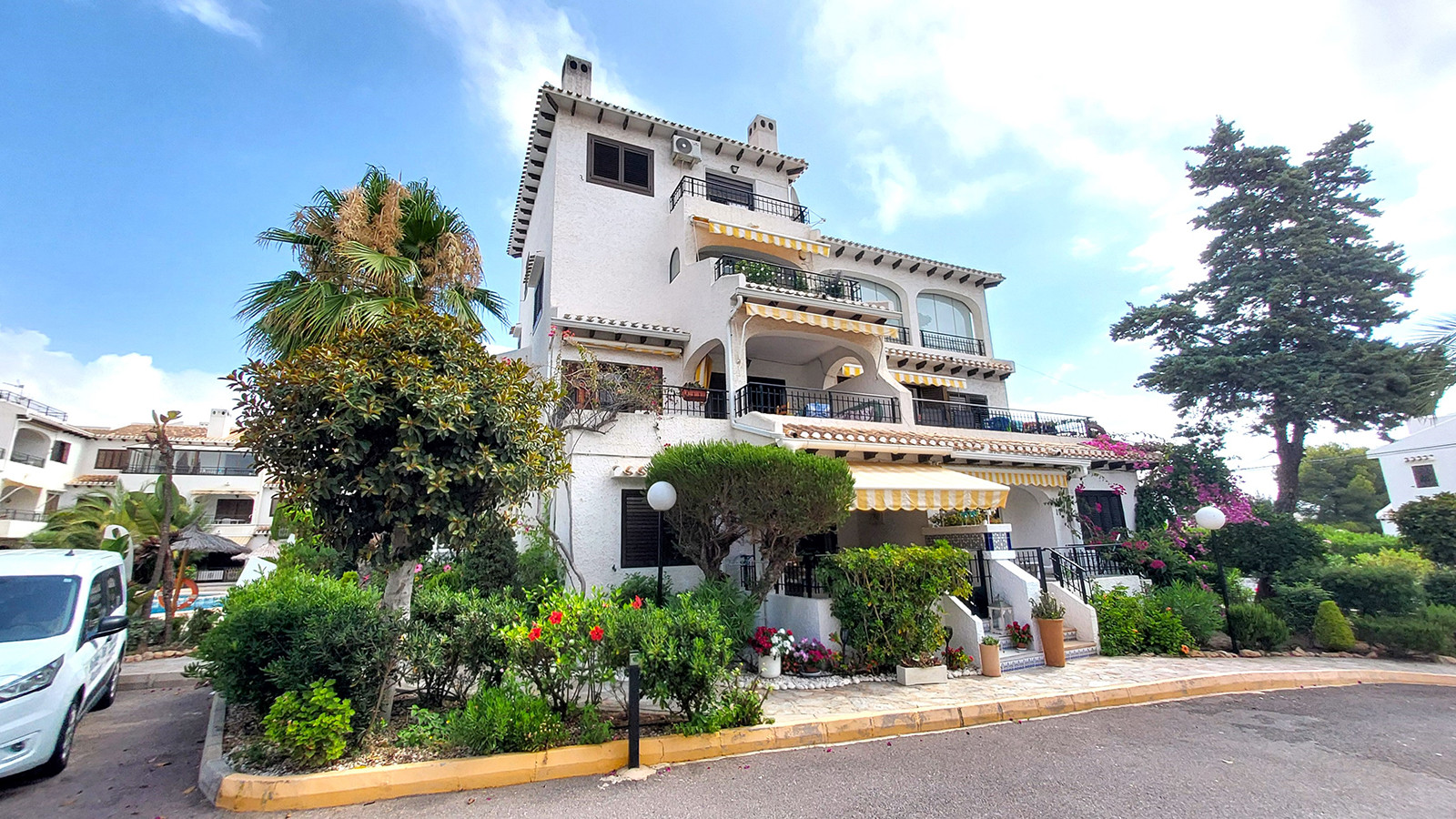 Resale - 2 Bedroom 1 Bathroom Flat / Apartment in Orihuela Costa - Cabo Roig - Alicante Resale - 2 Bedroom 1 Bathroom Flat / Apartment in Orihuela Costa - Cabo Roig - Alicante