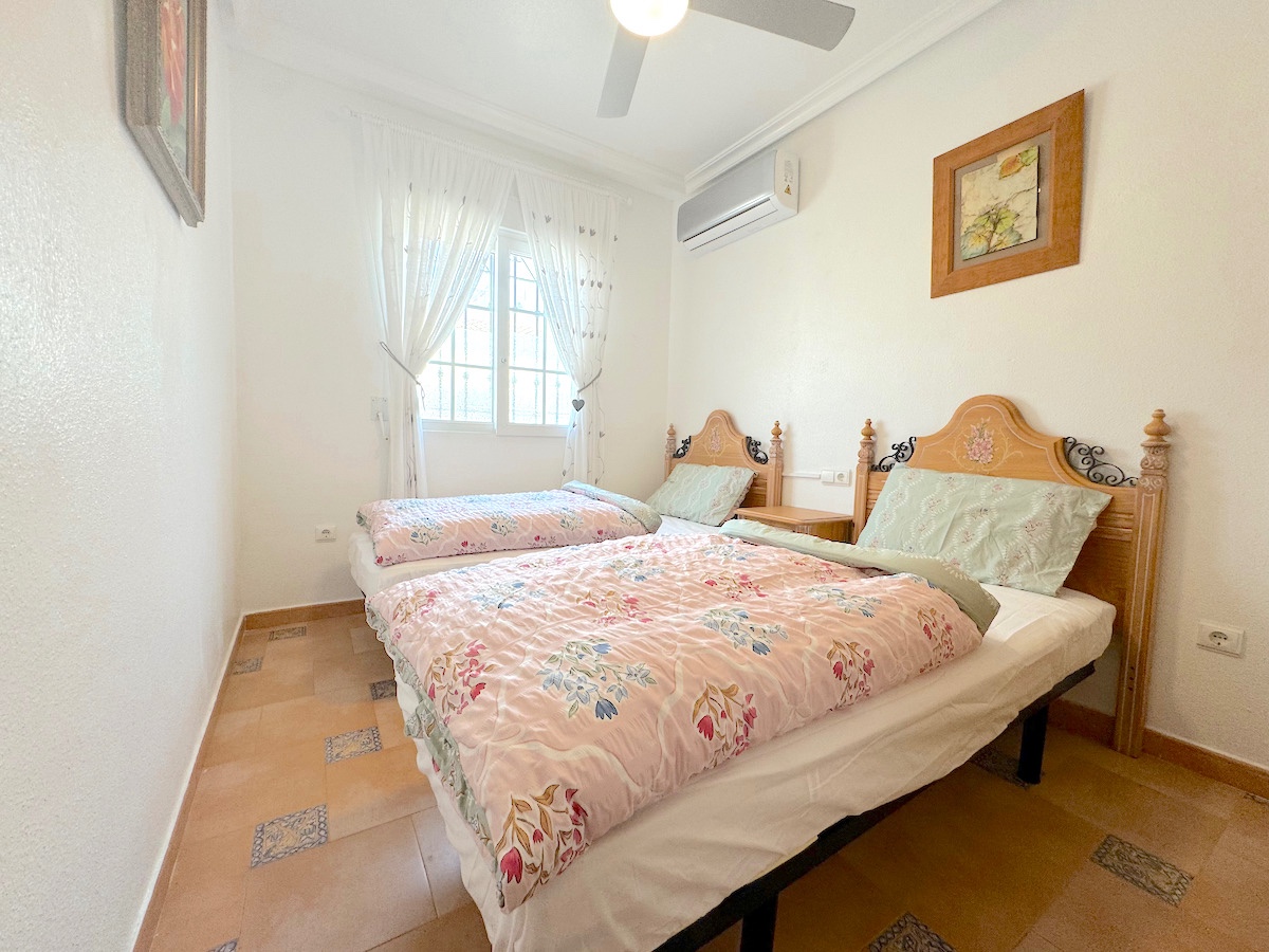 Sold - 4 Bedroom 3 Bathroom Villa in Orihuela Costa - Villamartin - Alicante Sold - 4 Bedroom 3 Bathroom Villa in Orihuela Costa - Villamartin - Alicante