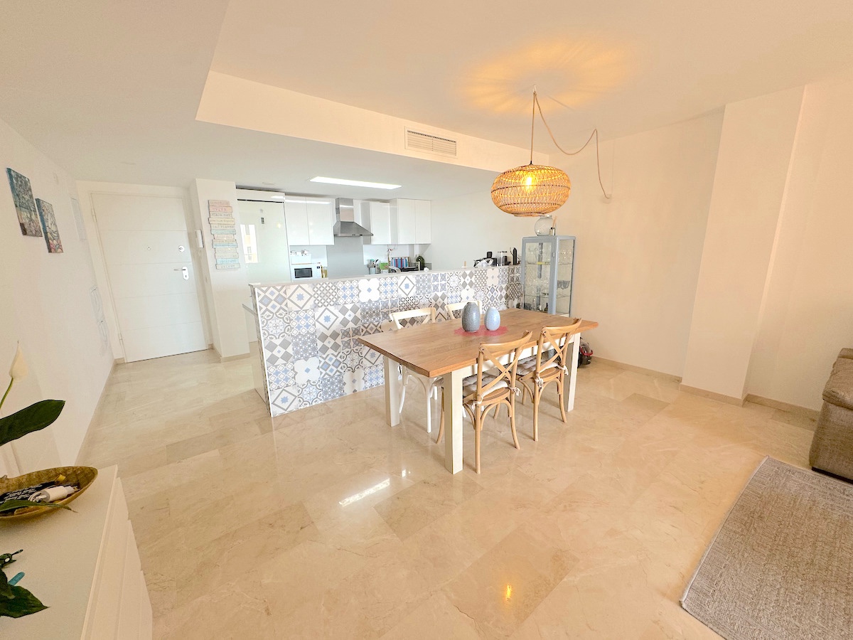 Resale - 2 Bedroom 2 Bathroom Flat / Apartment in Orihuela Costa - Punta Prima - Alicante Resale - 2 Bedroom 2 Bathroom Flat / Apartment in Orihuela Costa - Punta Prima - Alicante