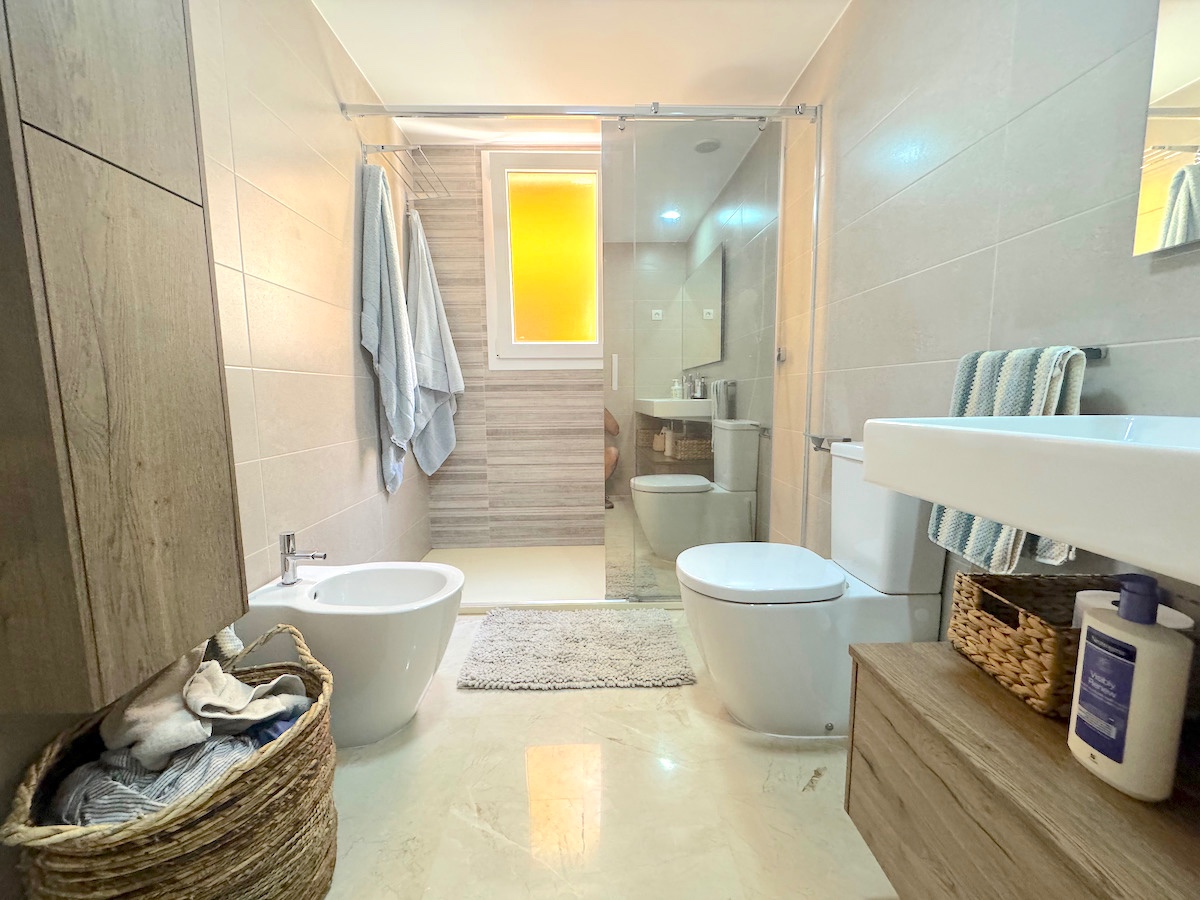 Resale - 2 Bedroom 2 Bathroom Flat / Apartment in Orihuela Costa - Punta Prima - Alicante Resale - 2 Bedroom 2 Bathroom Flat / Apartment in Orihuela Costa - Punta Prima - Alicante
