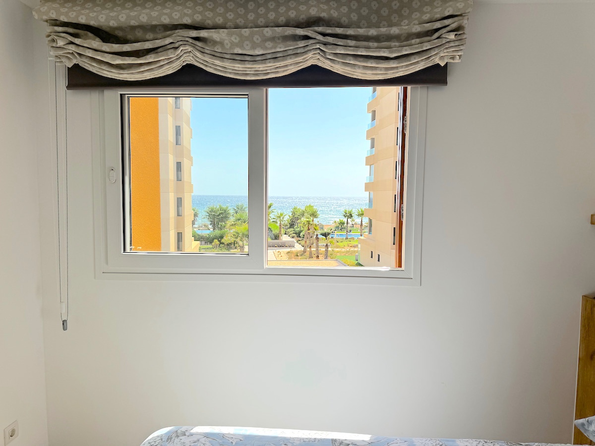 Resale - 2 Bedroom 2 Bathroom Flat / Apartment in Orihuela Costa - Punta Prima - Alicante Resale - 2 Bedroom 2 Bathroom Flat / Apartment in Orihuela Costa - Punta Prima - Alicante