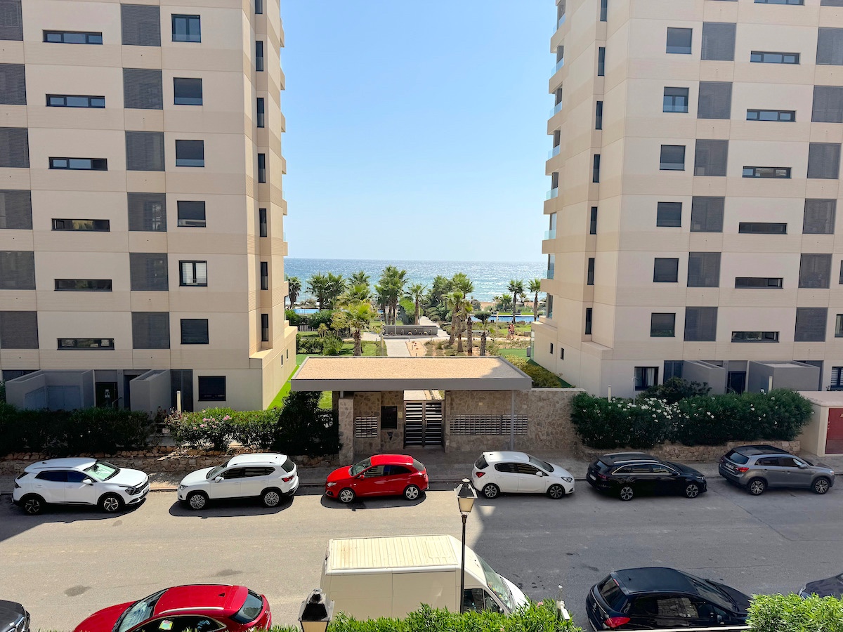 Resale - 2 Bedroom 2 Bathroom Flat / Apartment in Orihuela Costa - Punta Prima - Alicante Resale - 2 Bedroom 2 Bathroom Flat / Apartment in Orihuela Costa - Punta Prima - Alicante