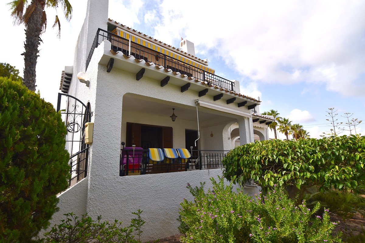 3 Bedroom 2 Bathroom Townhouse in Orihuela Costa