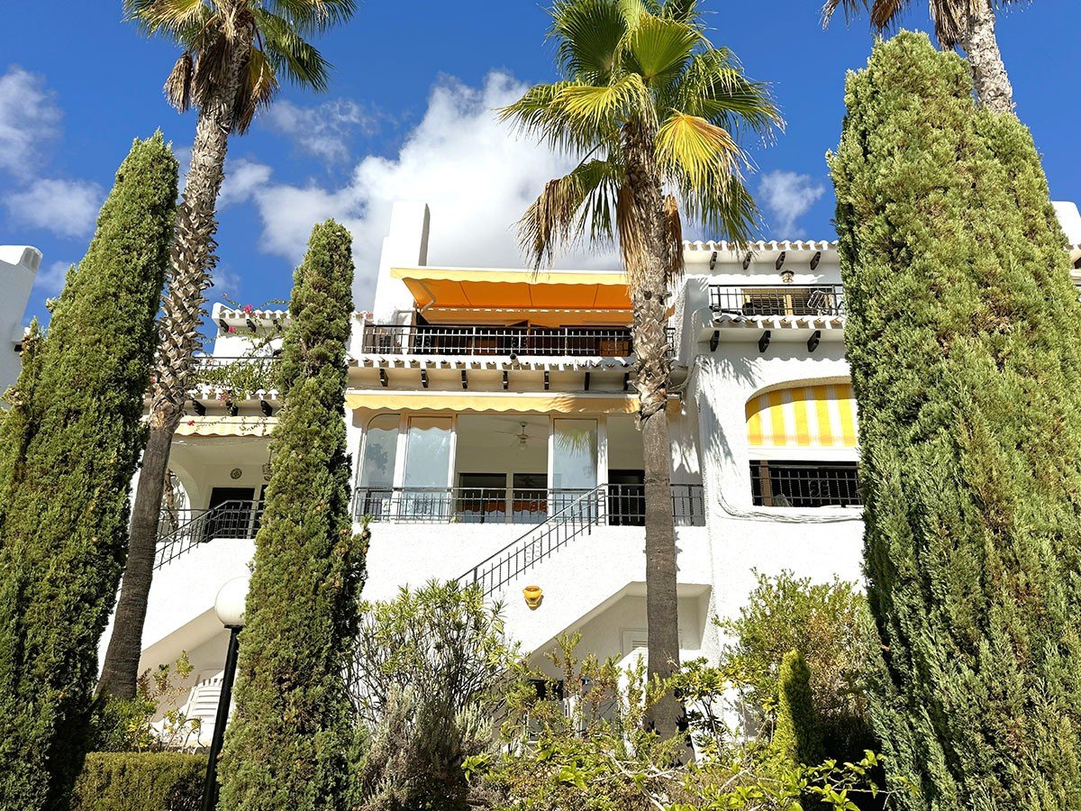 2 Bedroom 3 Bathroom Townhouse in Orihuela Costa