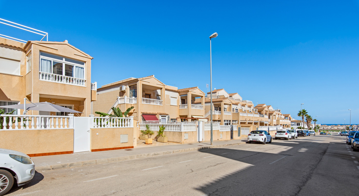 Sold - 2 Bedroom 1 Bathroom Flat / Apartment in Orihuela Costa - Punta Prima - Alicante Sold - 2 Bedroom 1 Bathroom Flat / Apartment in Orihuela Costa - Punta Prima - Alicante