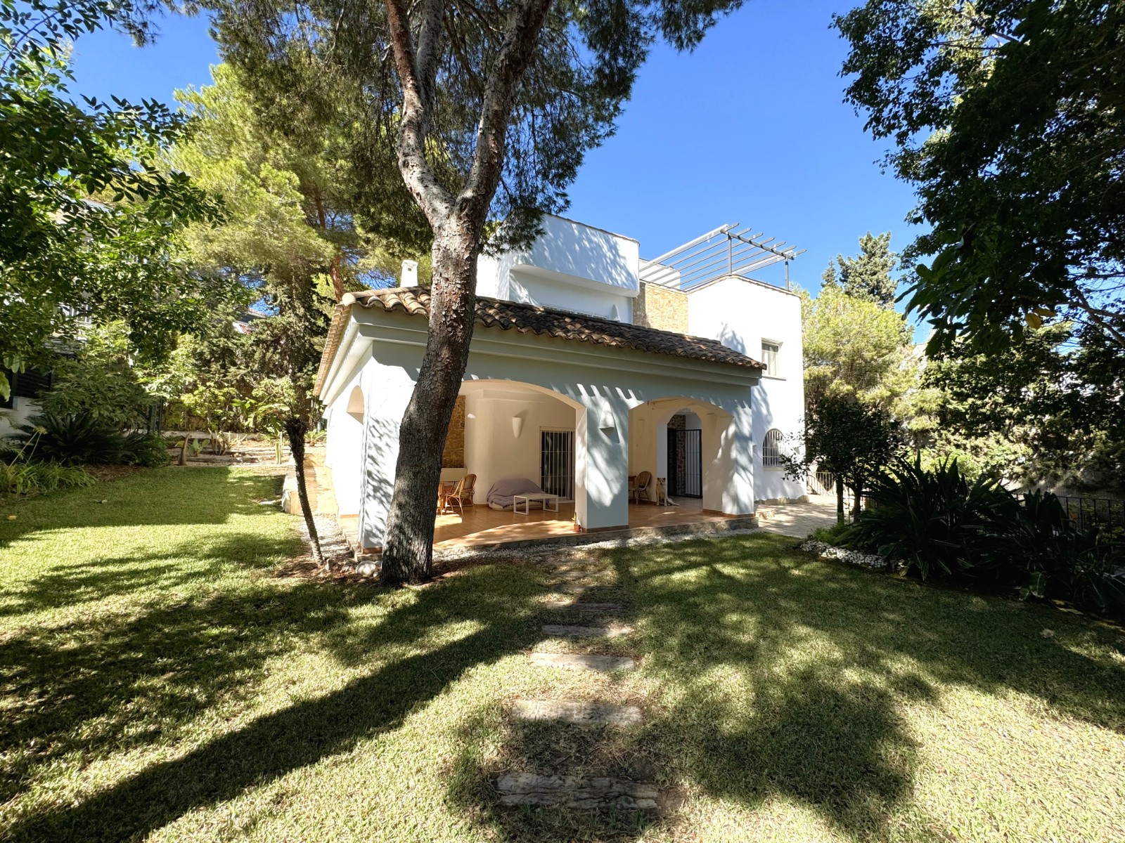 Resale - 5 Bedroom 4 Bathroom Villa in Orihuela Costa - Campoamor - Alicante Resale - 5 Bedroom 4 Bathroom Villa in Orihuela Costa - Campoamor - Alicante