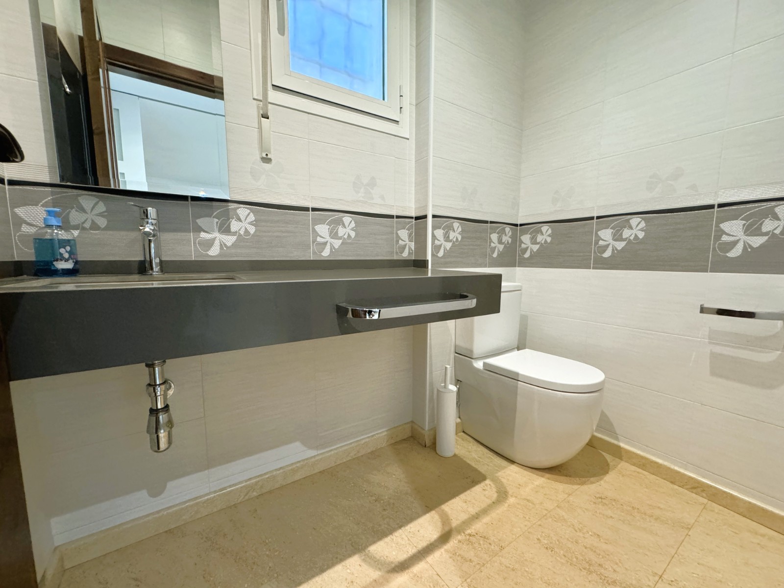 Resale - 5 Bedroom 4 Bathroom Villa in Orihuela Costa - Campoamor - Alicante Resale - 5 Bedroom 4 Bathroom Villa in Orihuela Costa - Campoamor - Alicante