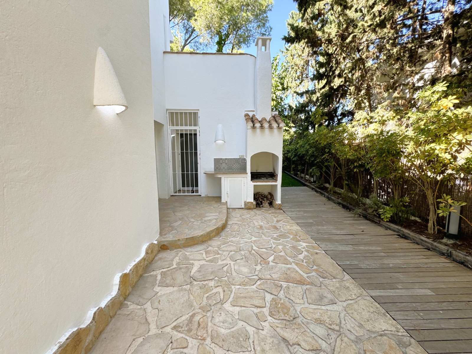 Resale - 5 Bedroom 4 Bathroom Villa in Orihuela Costa - Campoamor - Alicante Resale - 5 Bedroom 4 Bathroom Villa in Orihuela Costa - Campoamor - Alicante