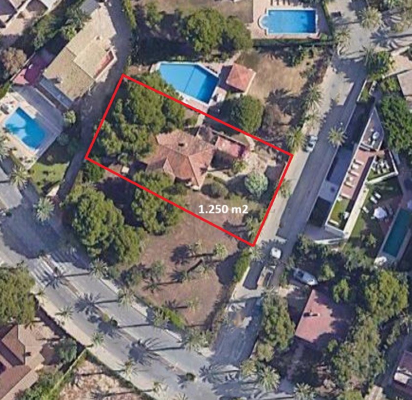 4 Bedroom 3 Bathroom Villa in Orihuela Costa