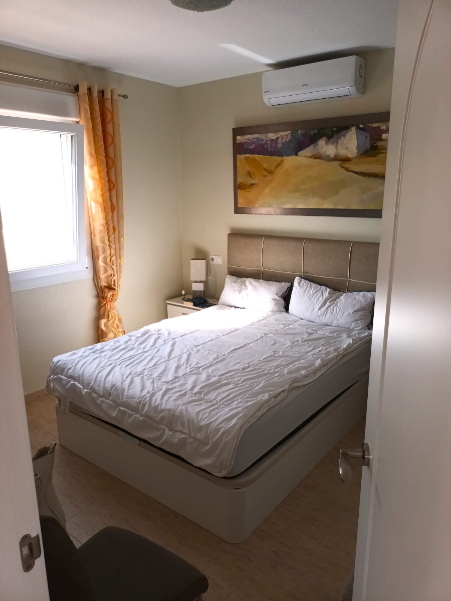 Resale - 3 Bedroom 2 Bathroom Villa in Orihuela Costa - Mil Palmeras - Alicante Resale - 3 Bedroom 2 Bathroom Villa in Orihuela Costa - Mil Palmeras - Alicante