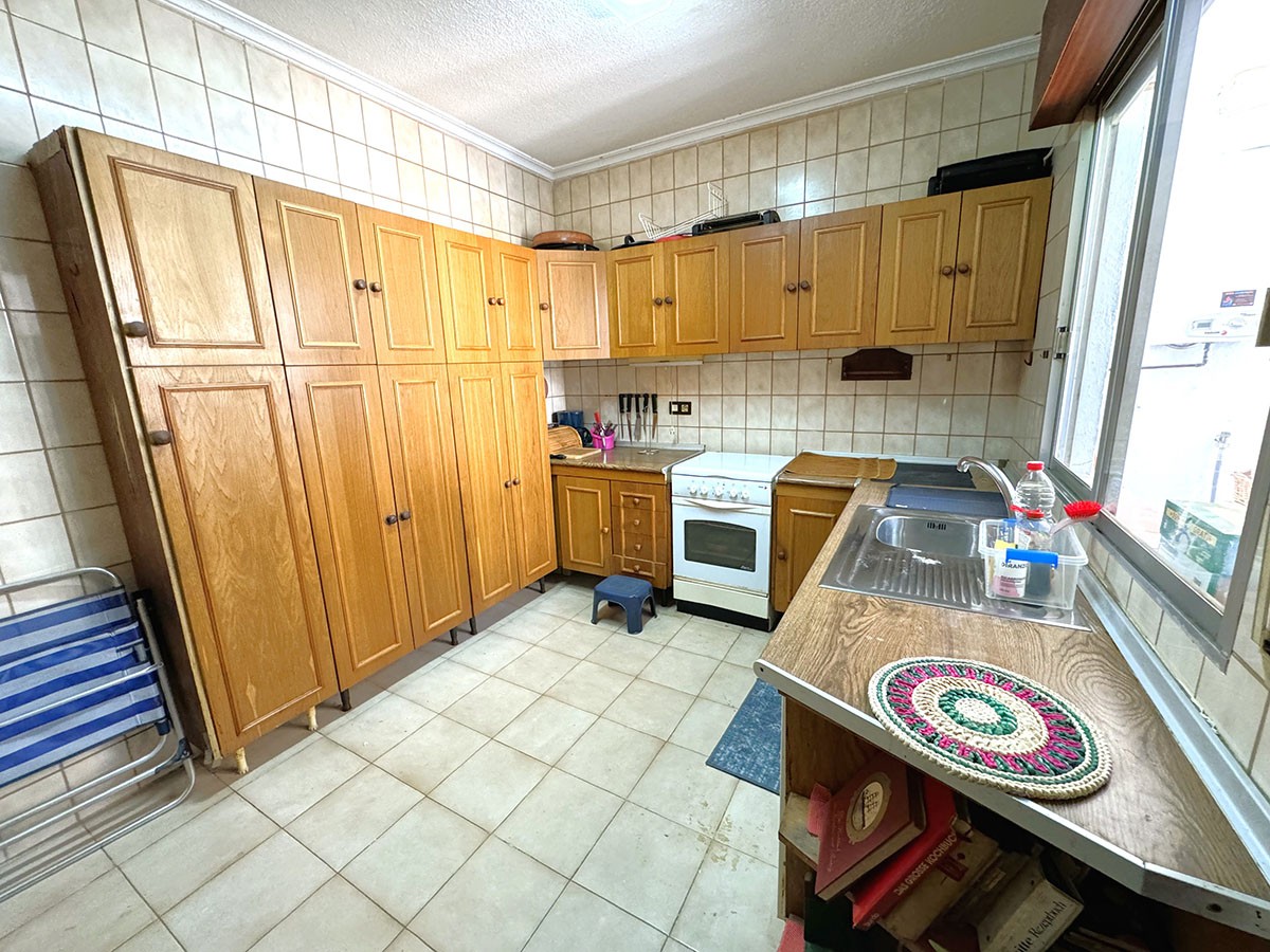 Resale - 3 Bedroom 2 Bathroom Villa in Orihuela Costa - La Zenia - Alicante Resale - 3 Bedroom 2 Bathroom Villa in Orihuela Costa - La Zenia - Alicante